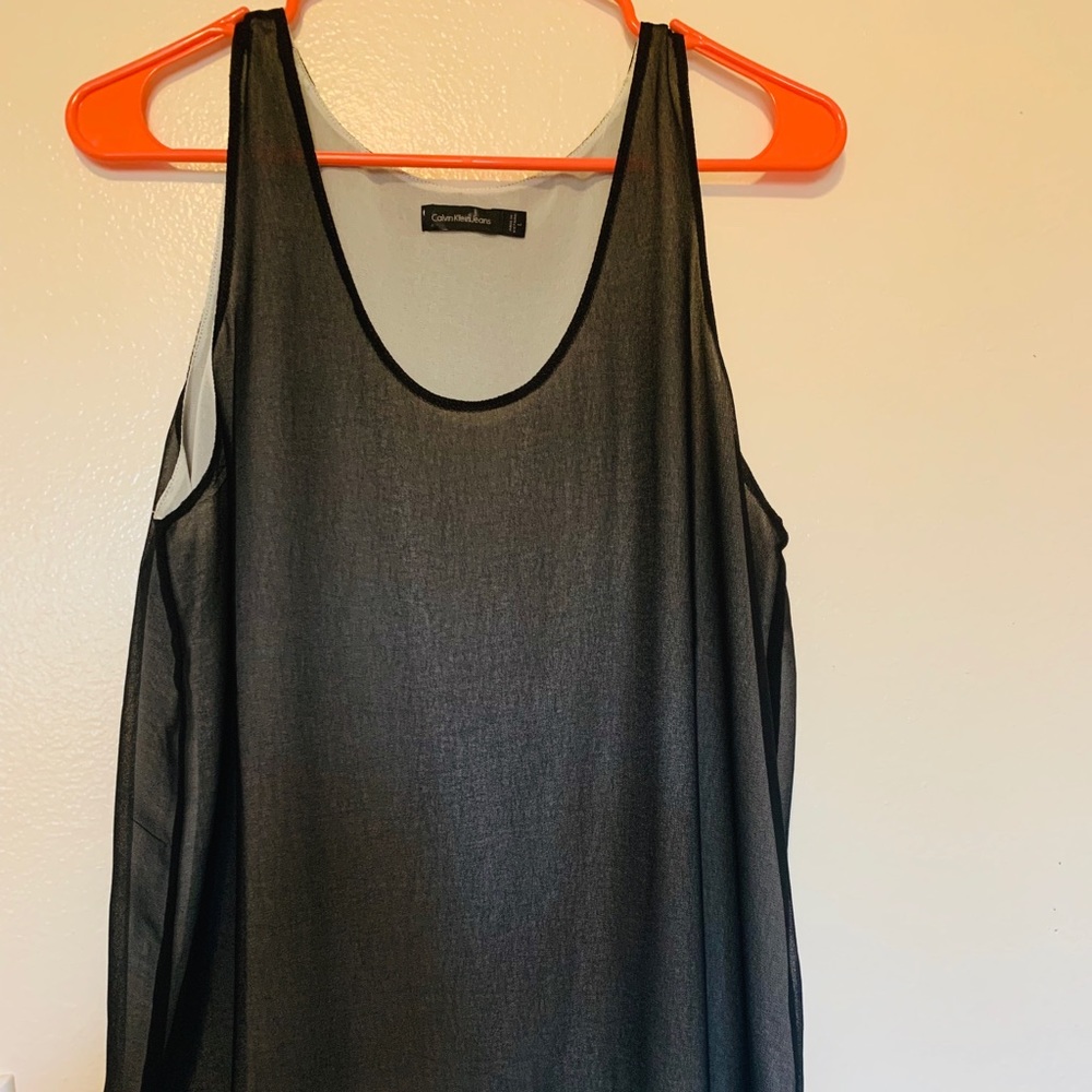 Women top